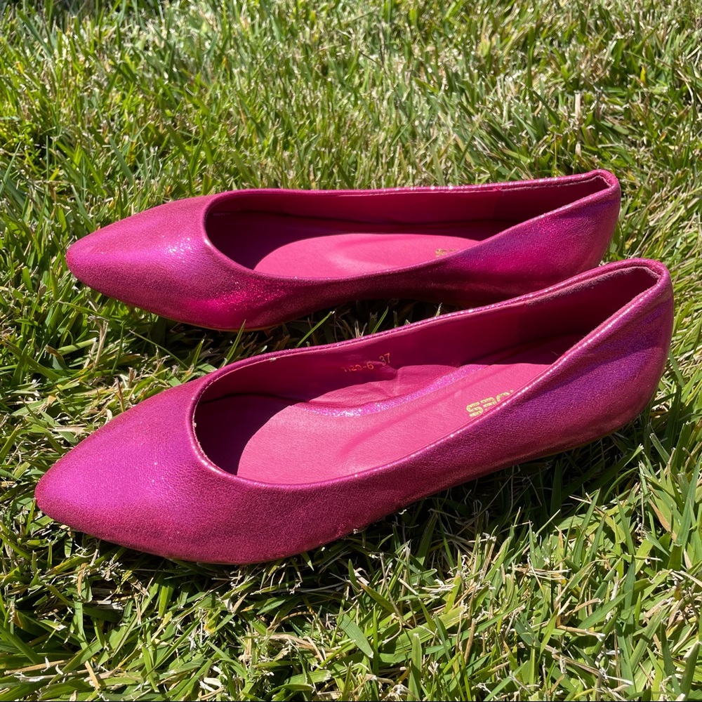 Pink Flats - Picture 2 of 5
